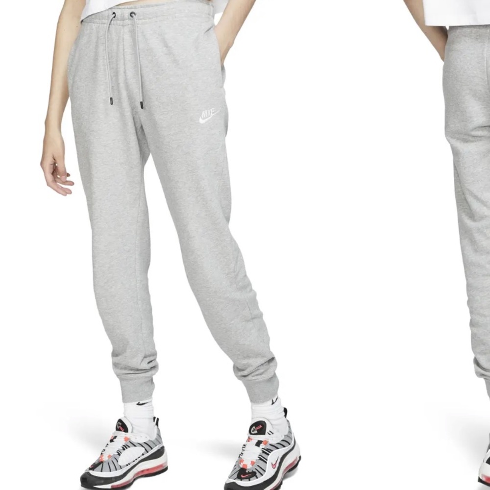 Nike fleece joggers